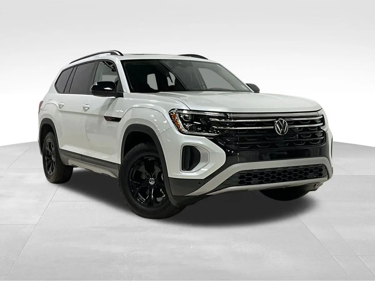 2024 Volkswagen Atlas Atlas Peak Edition's photo