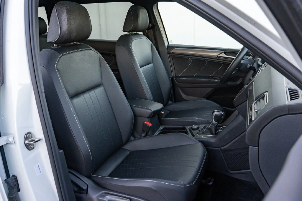 2023 Volkswagen Tiguan SE R-LINE BLACK - Photo 21