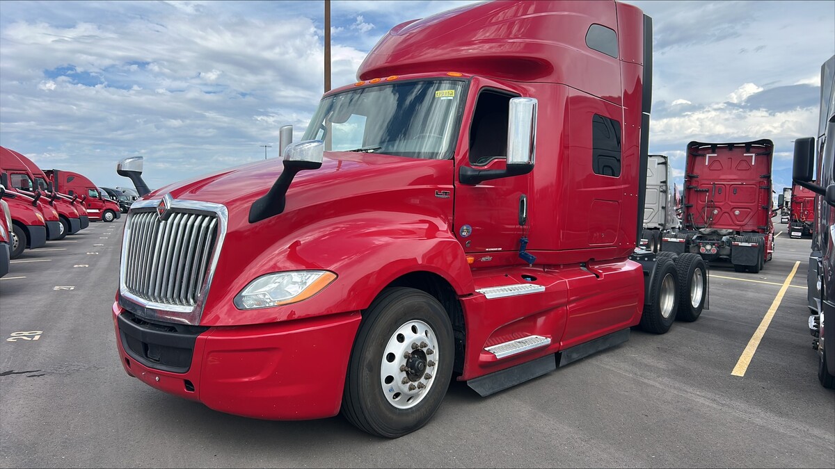 2022 INTERNATIONAL LT625