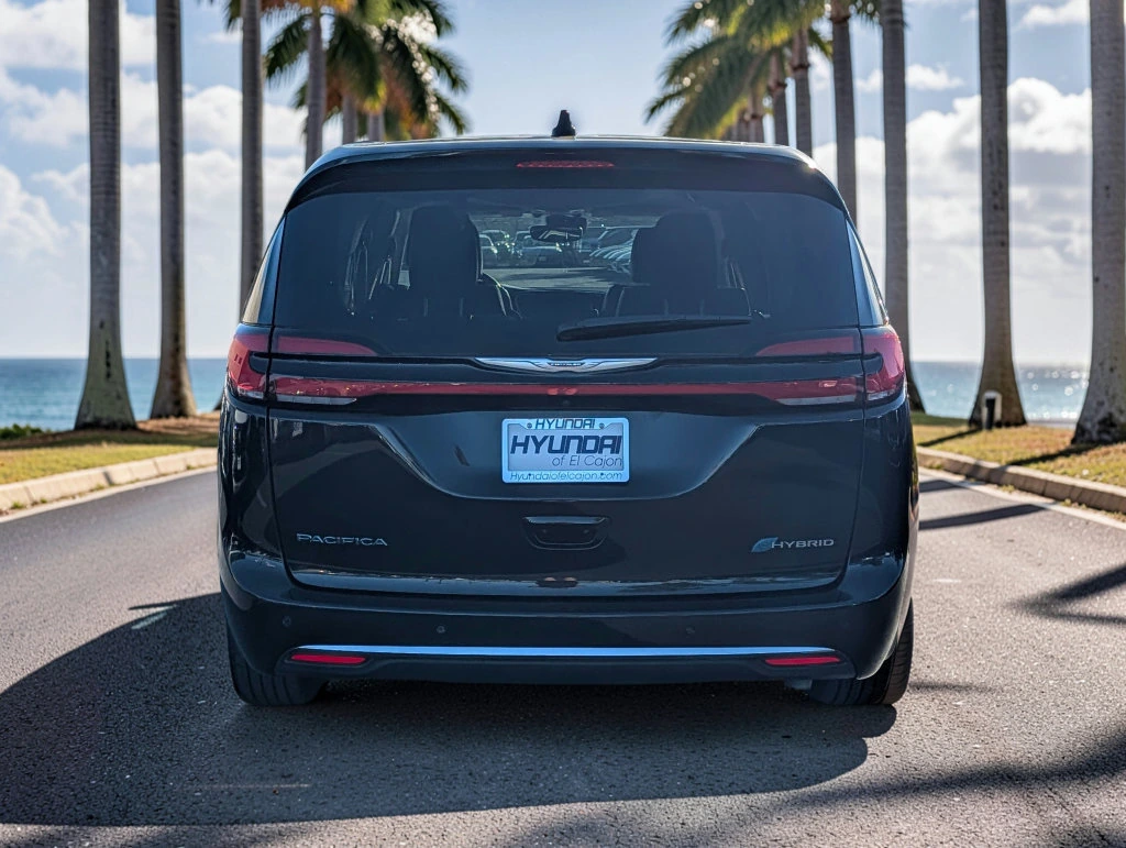 2023 Chrysler Pacifica Hybrid Limited - Photo 6