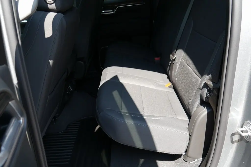 2026 Chevrolet Silverado LT photo 23