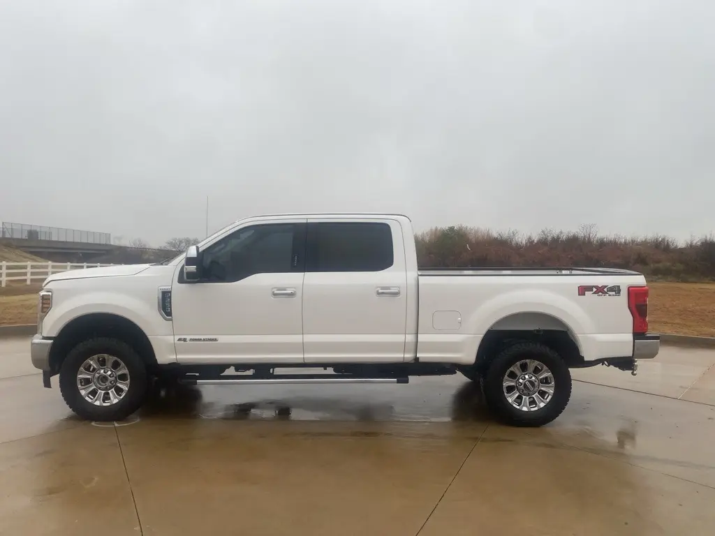 2018 Ford F-250 photo 2