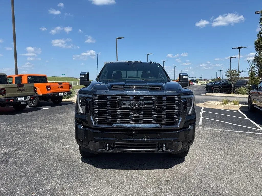 2024 Gmc Sierra HD Denali Ultimate photo 3