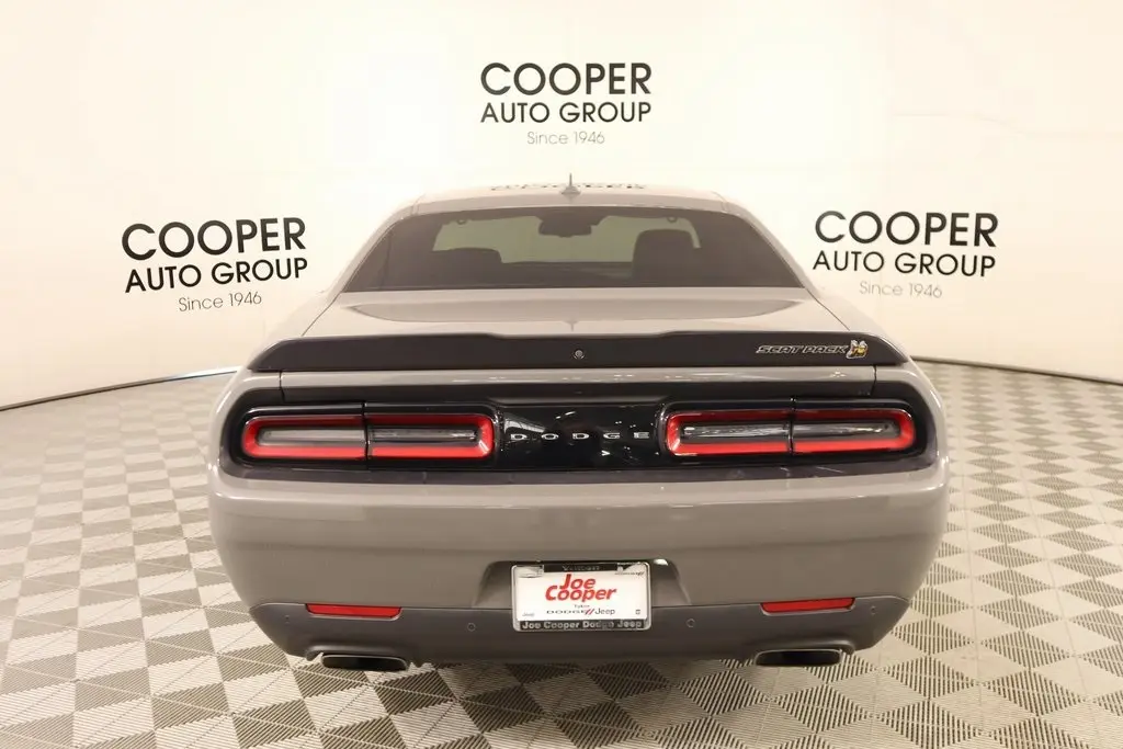 2023 Dodge Challenger R/T Scat Pack photo 11
