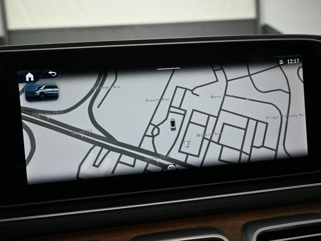 2025 Mercedes-Benz GLE GLE450E - Photo 18