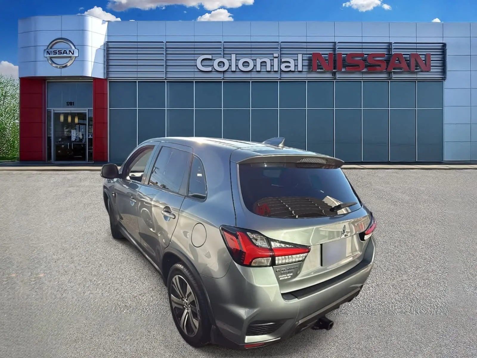 2023 Mitsubishi Outlander Sport ES photo 2