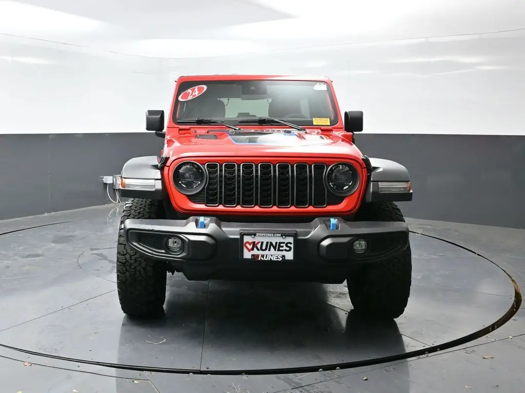 2024 Jeep Wrangler Rubicon 4xe photo 4