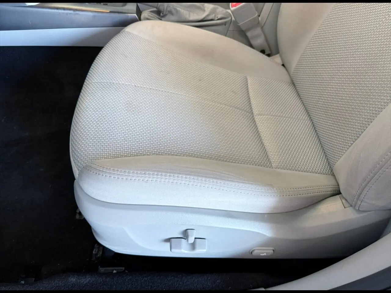 2011 Subaru Forester 2.5X Premium photo 10