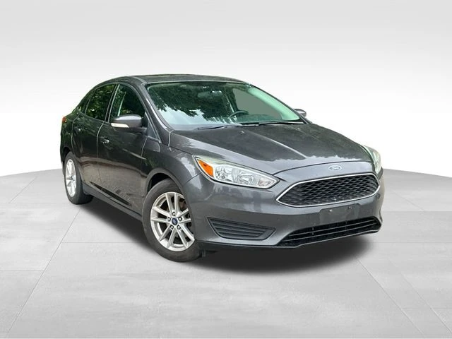 2015 Ford Focus Sedan SE's photo