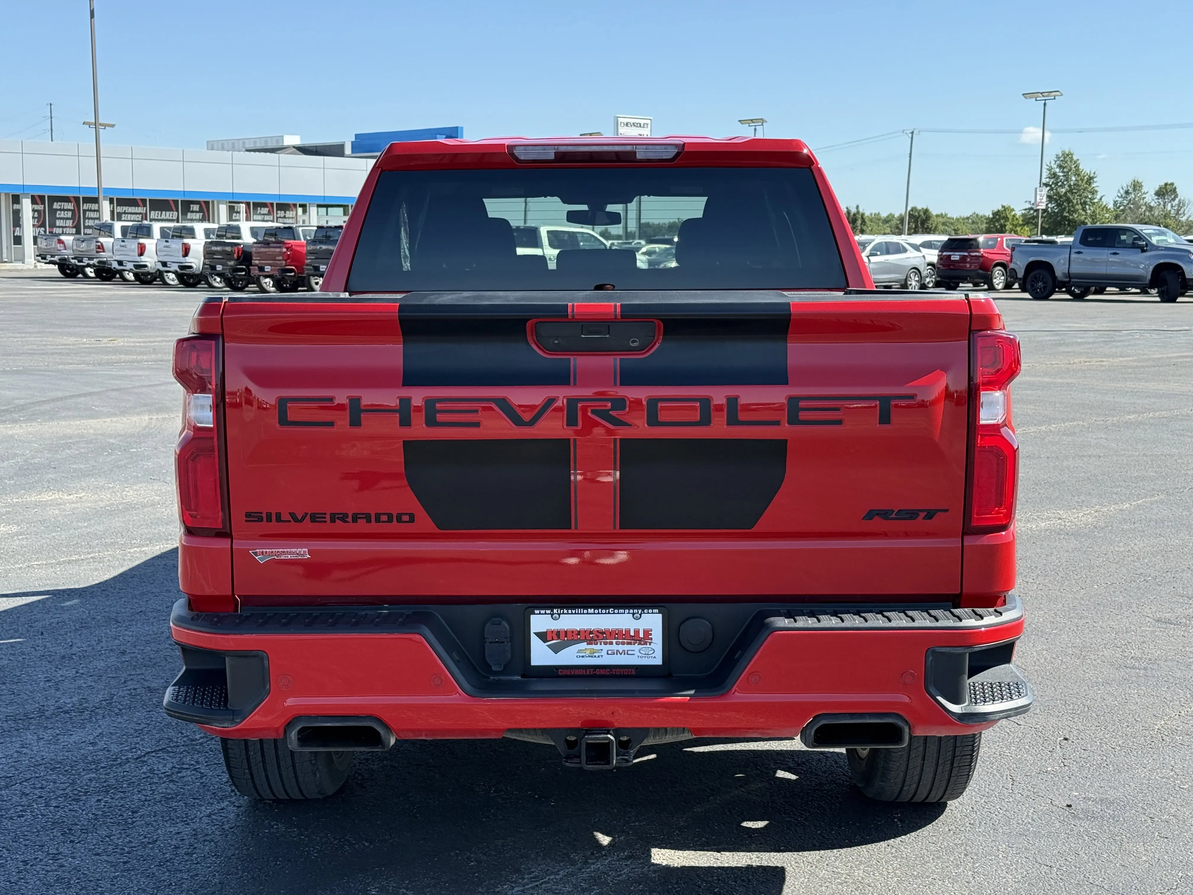 2022 Chevrolet Silverado 1500 RST photo 4