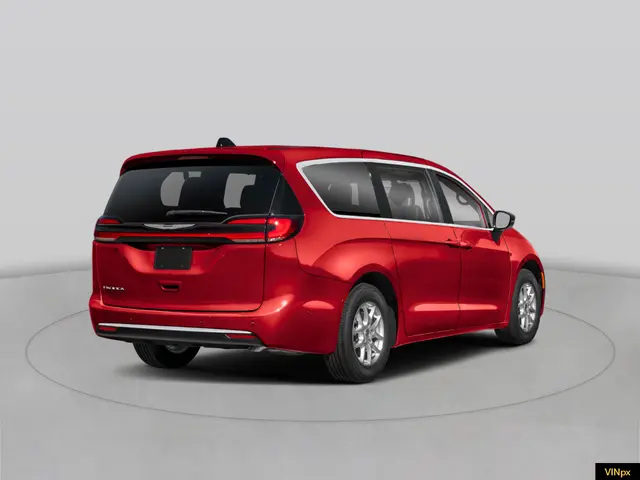 2026 Chrysler Pacifica photo 2