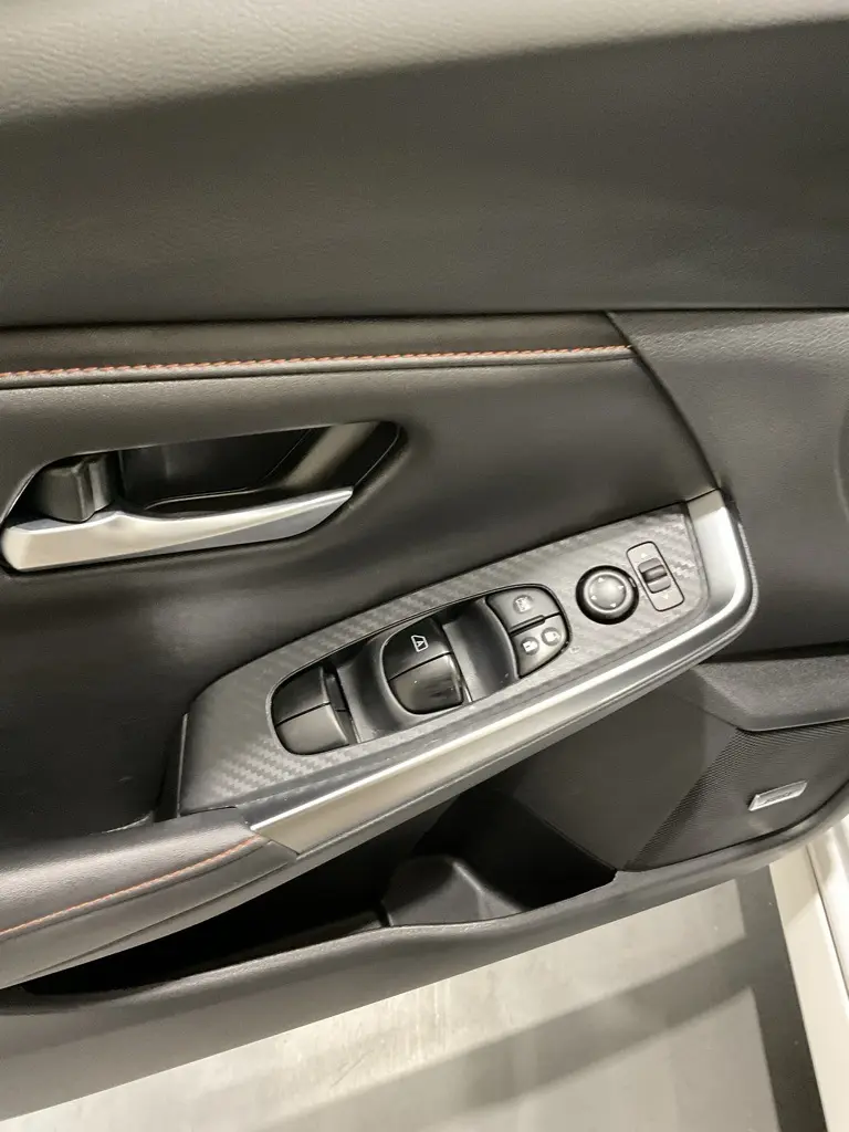 2024 Nissan Sentra SR photo 7