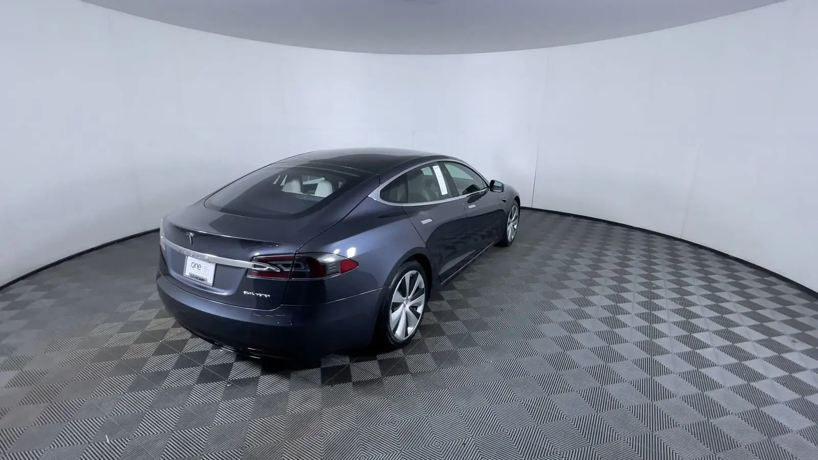 2021 Tesla Model S Long Range Plus photo 8