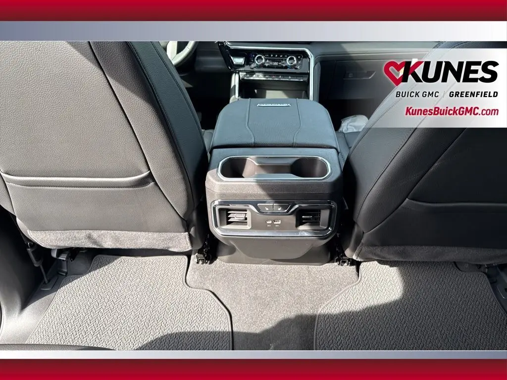 2025 Gmc Sierra 2500 HD Denali photo 32