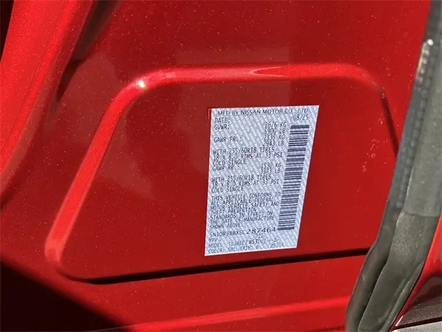 2025 Nissan Pathfinder SV photo 28