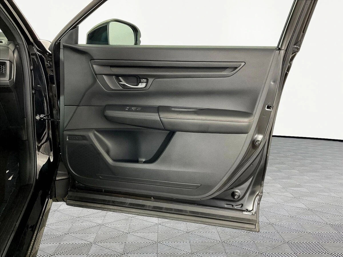 2025 Honda CR-V Sport - Photo 28