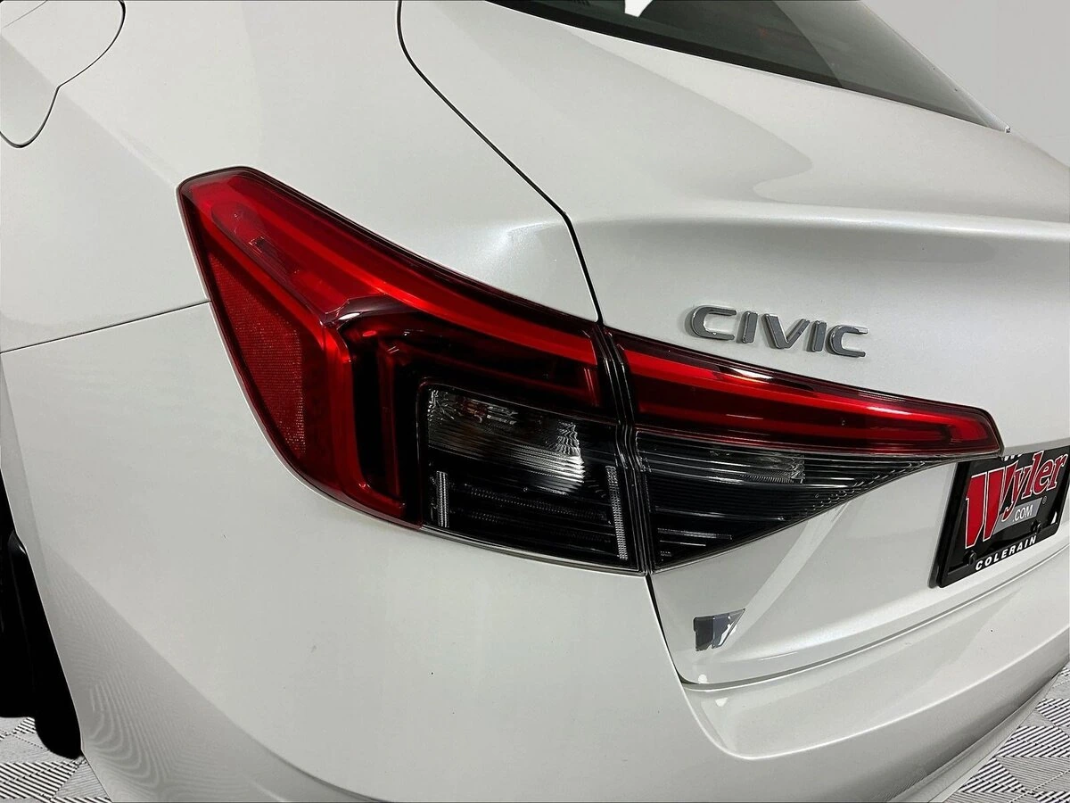2024 Honda Civic Sport - Photo 23