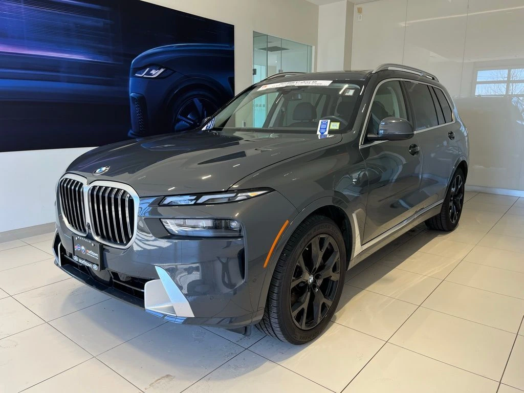 2023 BMW X7