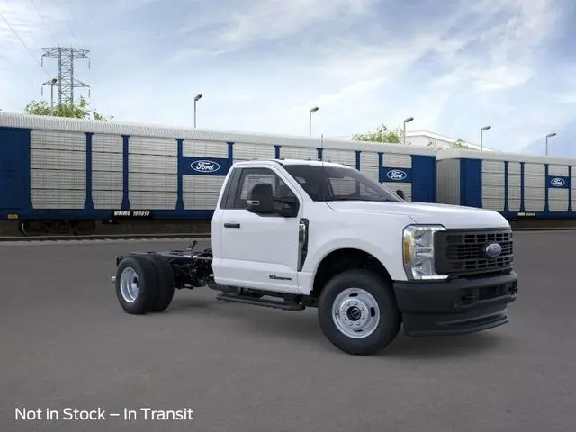 2026 Ford F-350 Super Duty Chassis Cab XL's photo