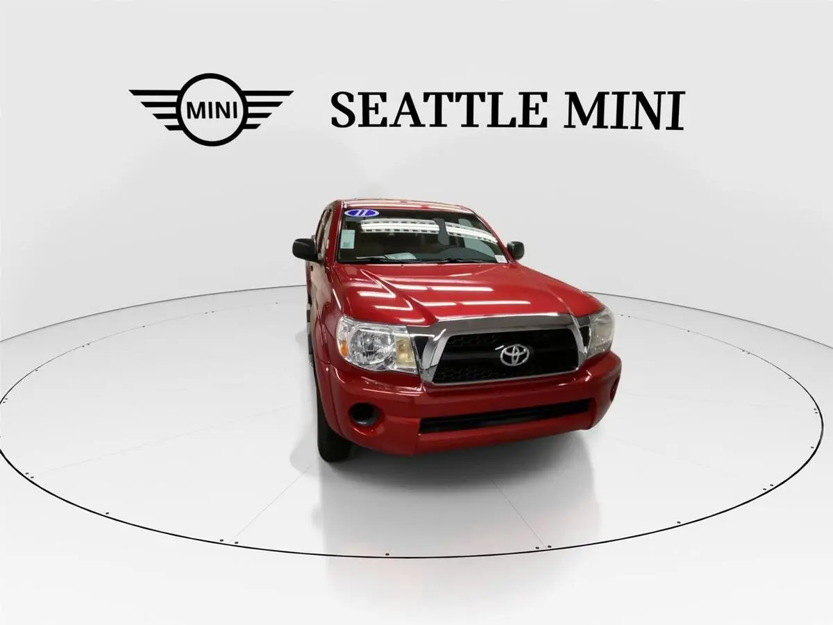 2011 Toyota Tacoma PreRunner photo 3