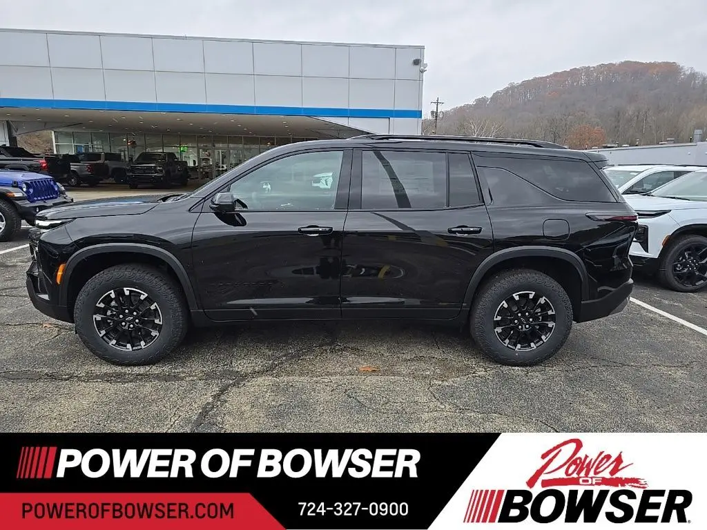 2026 Chevrolet Traverse Z71 photo 2