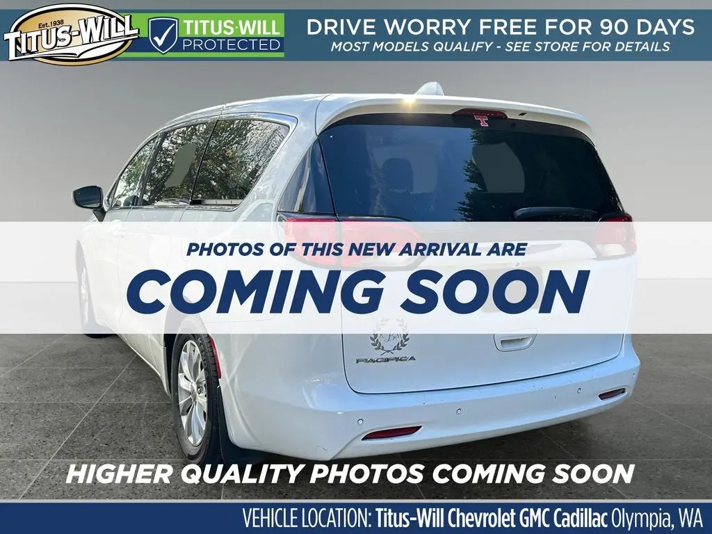 2019 Chrysler Pacifica LX photo 2