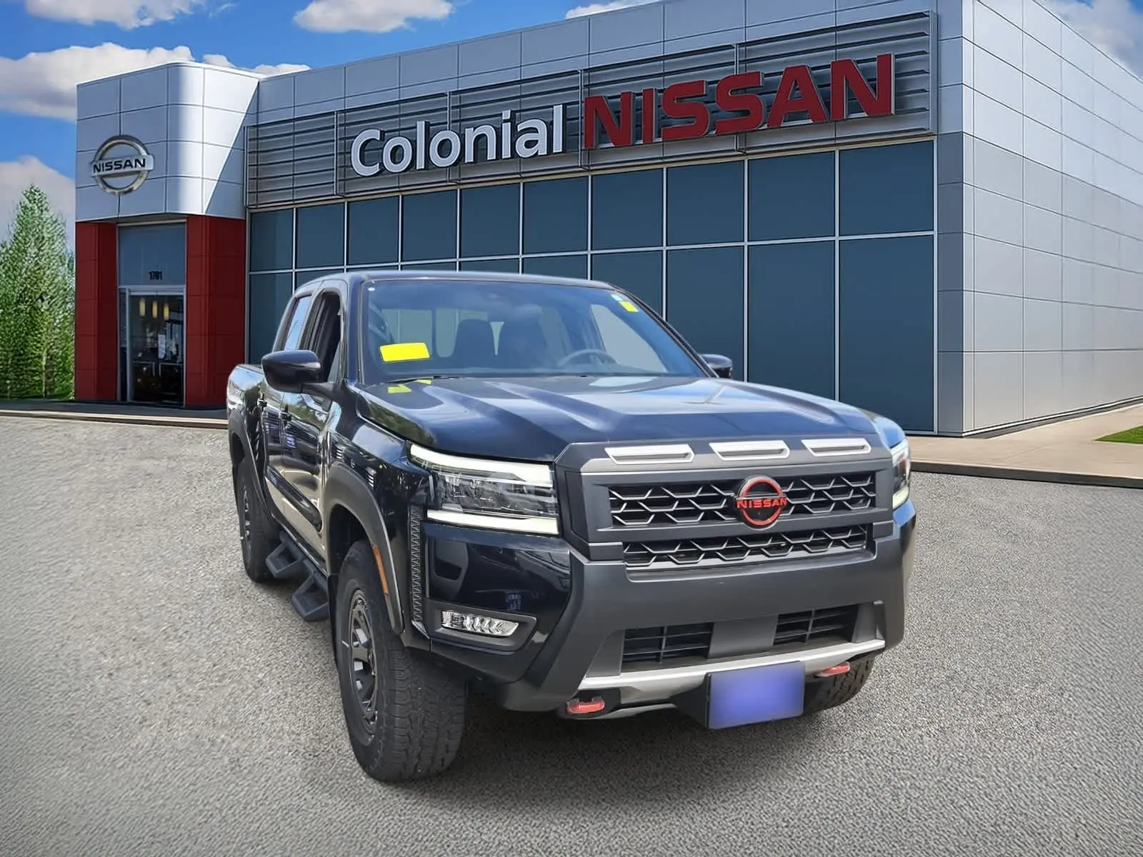 2025 Nissan Frontier PRO-4X photo 3