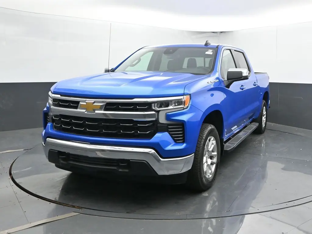2026 Chevrolet Silverado 1500 LT1 photo 3