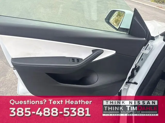 2022 Tesla Model Y Long Range photo 10