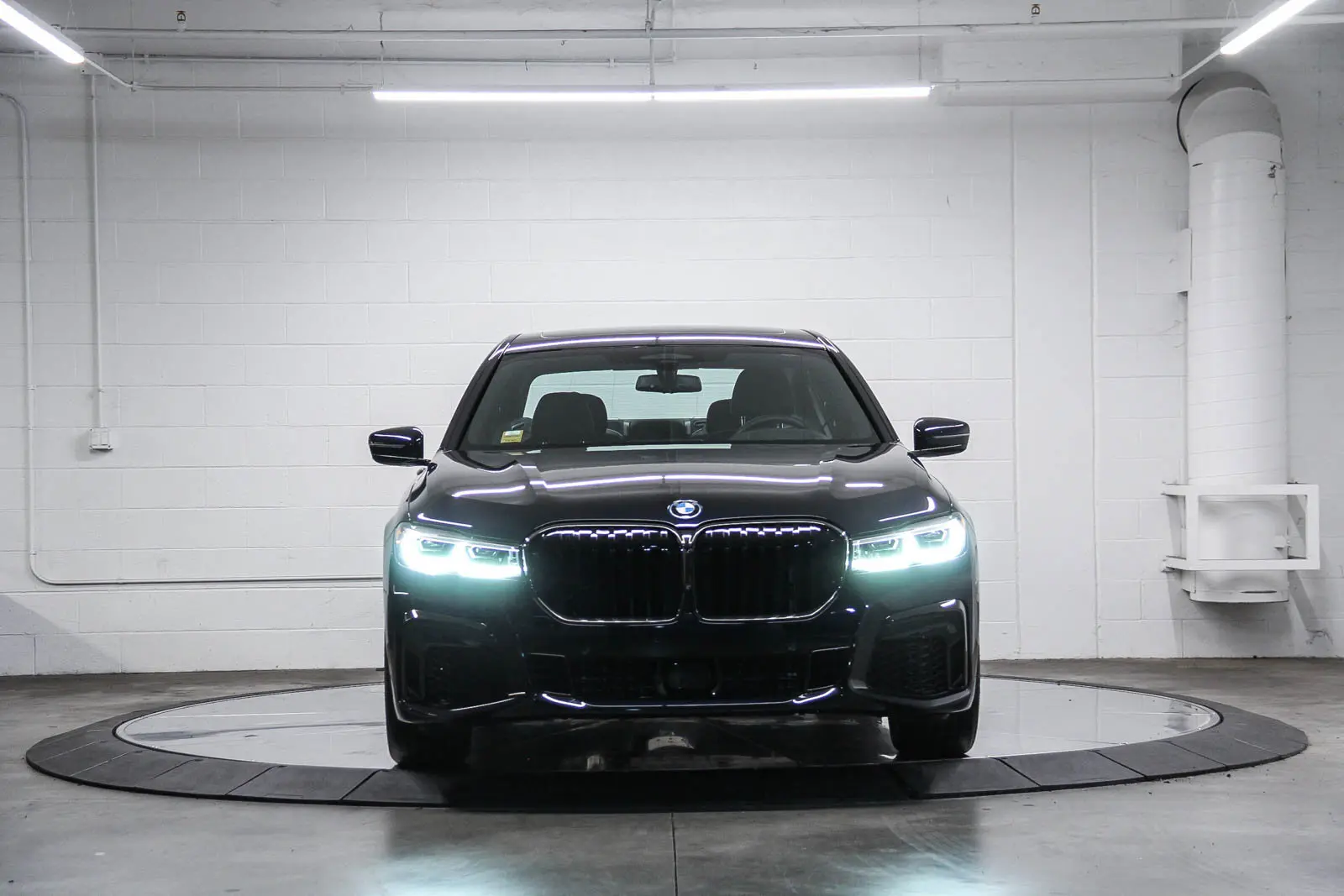 2022 Bmw 745Le photo 2