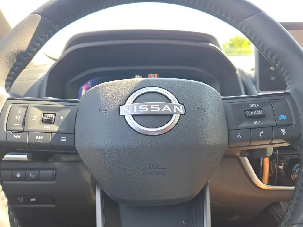 2026 Nissan Rogue Platinum photo 20