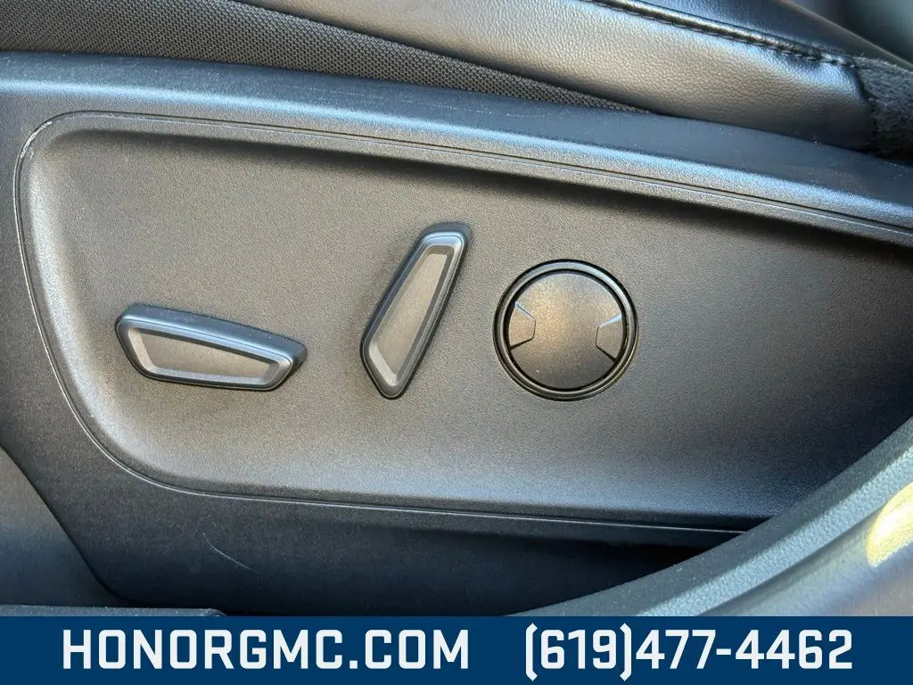 2024 Ford Escape ST-Line photo 21
