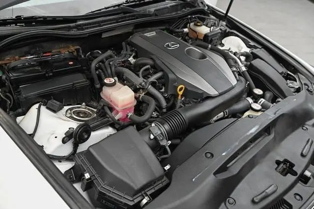 2019 Lexus IS 300 photo 26