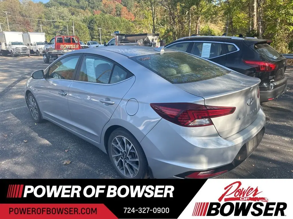 2020 Hyundai Elantra Limited photo 11