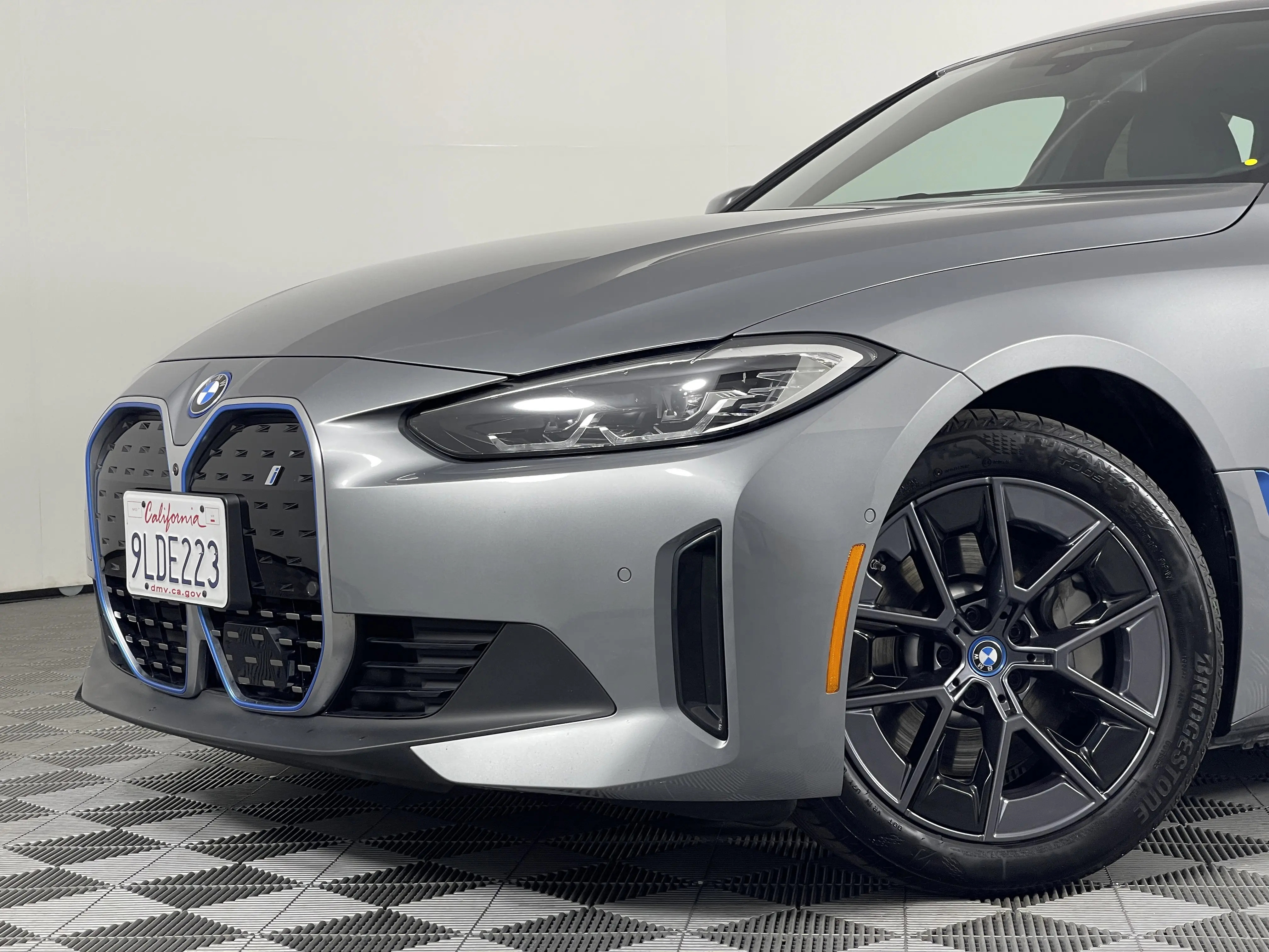 2024 Bmw i4 eDrive40 photo 4