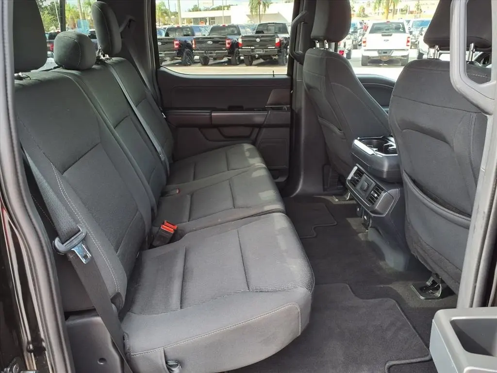 2024 Ford F-150 XLT photo 16