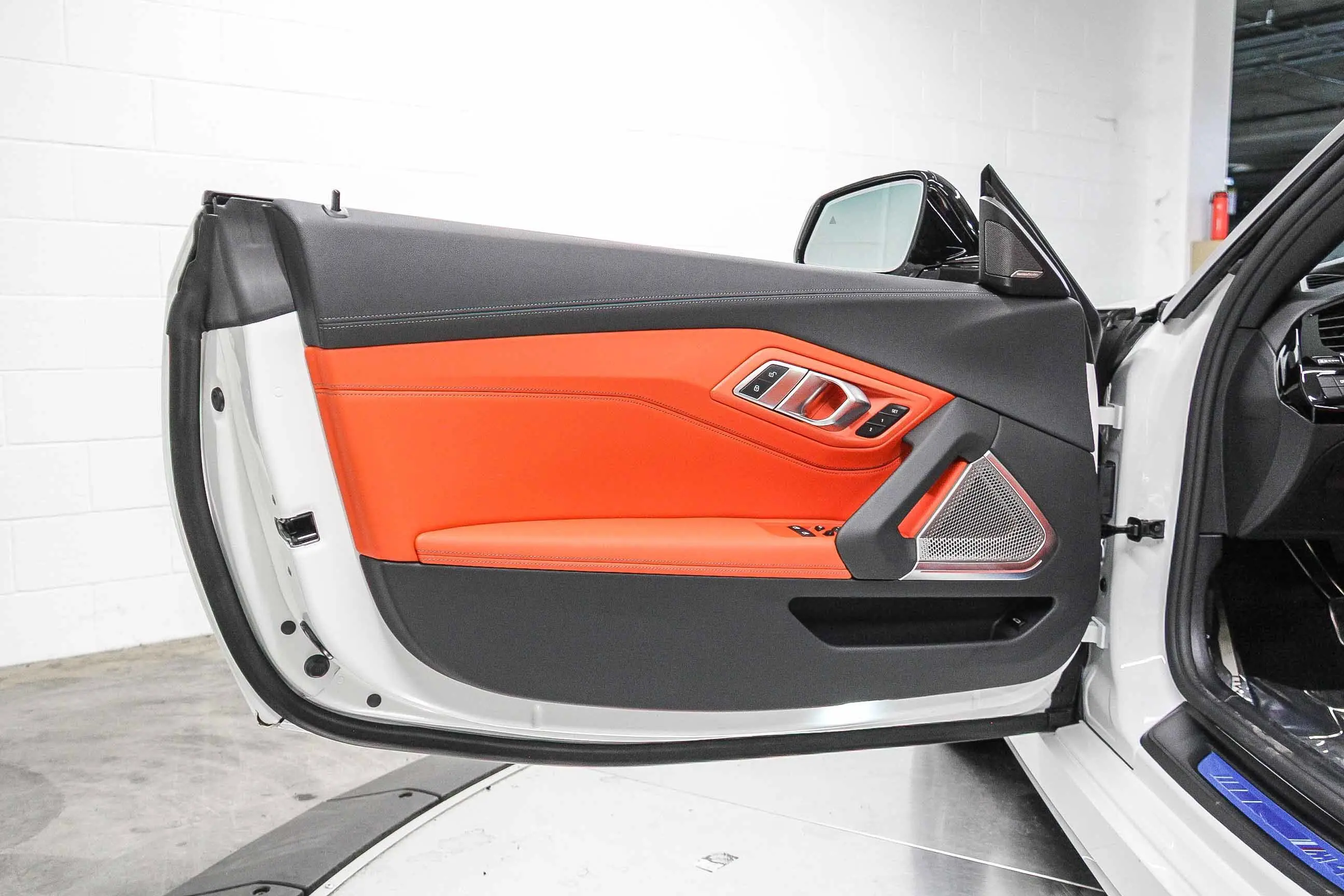 2026 Bmw Z4 M40i Roadster photo 23