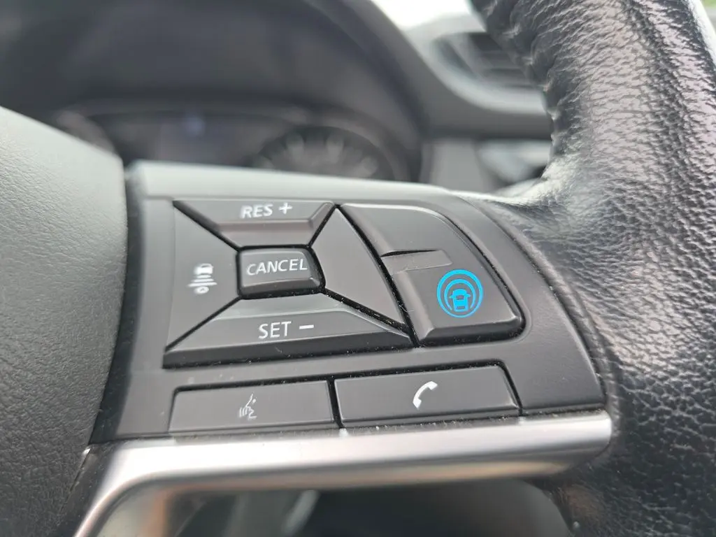 2021 Nissan Rogue Sport SL photo 12