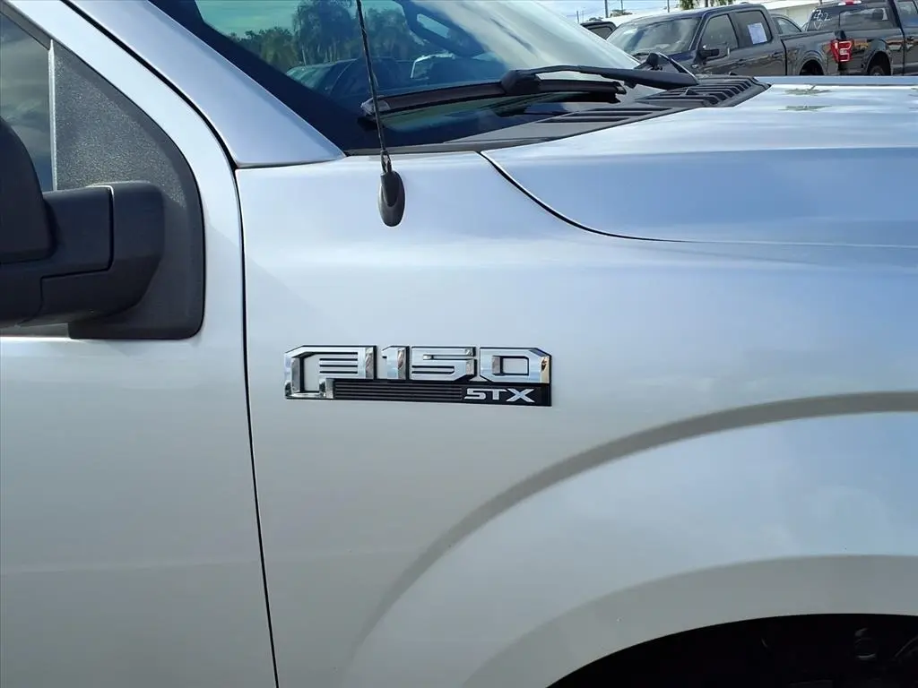 2019 Ford F-150 XL photo 11