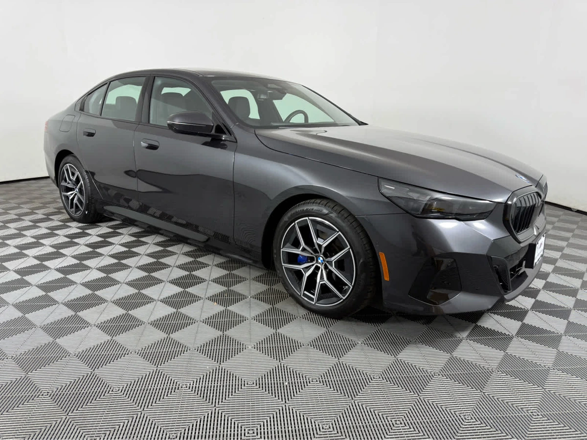 2026 BMW i5 xDrive40 Sedan's photo