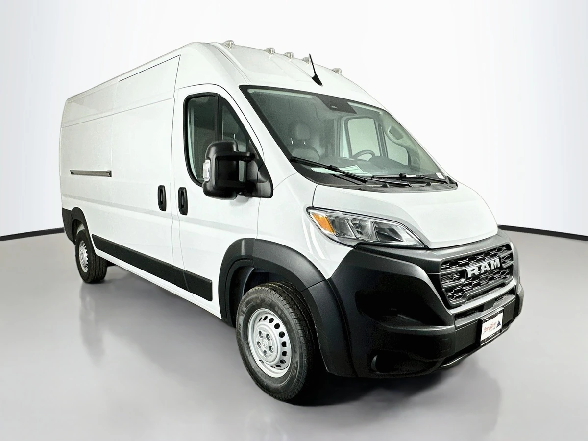 2026 RAM ProMaster Cargo Van Tradesman