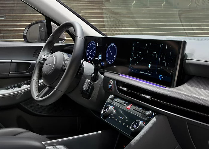 The front dash of a Hyundai Sonata.