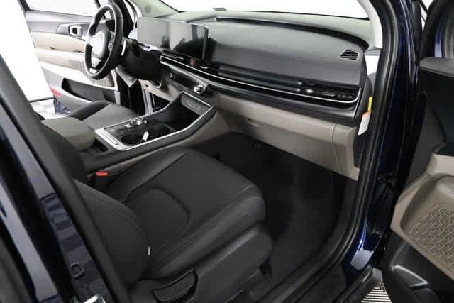 2026 Kia Carnival LXS - Photo 10