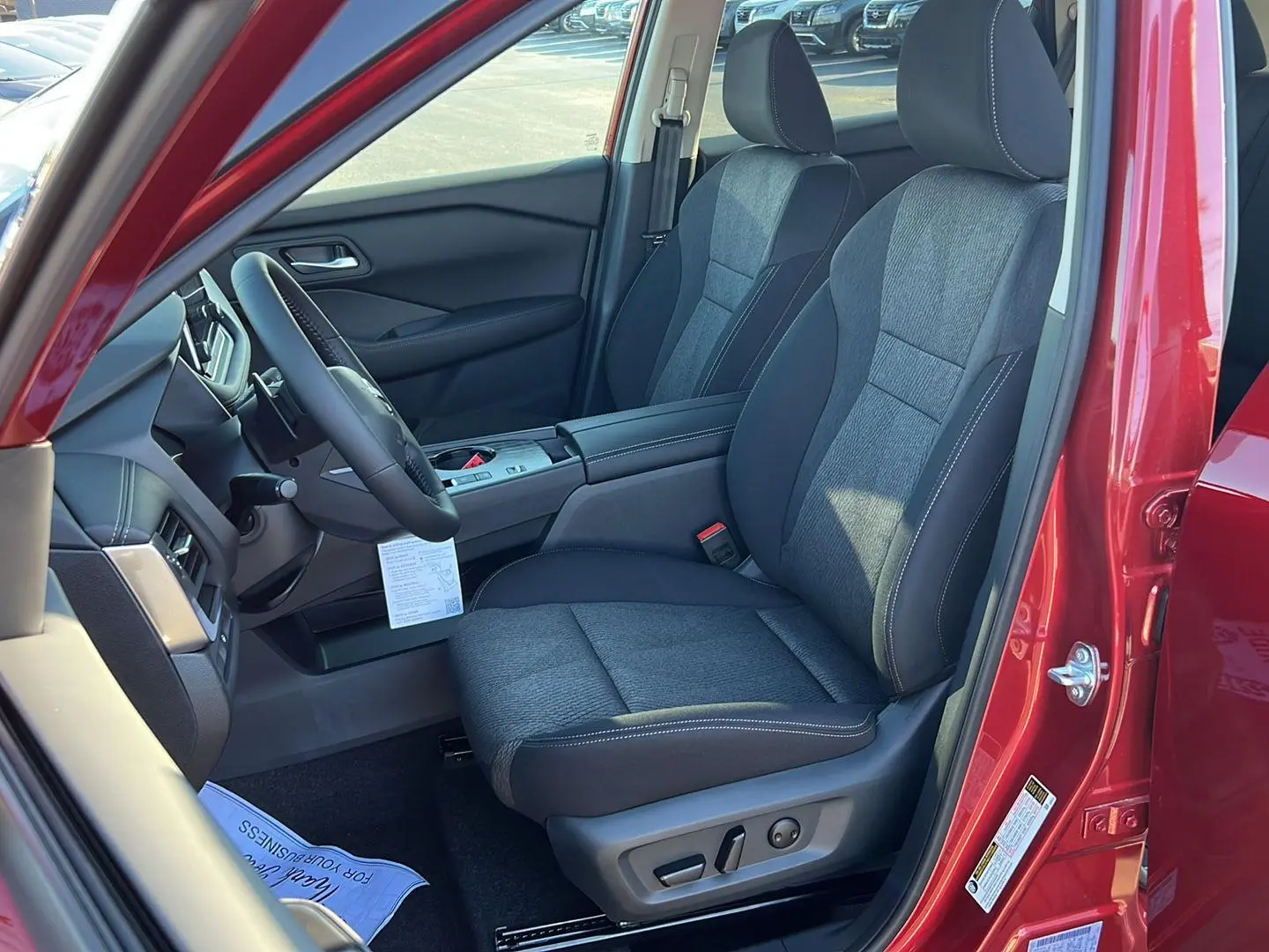 2026 Nissan Rogue SV photo 10