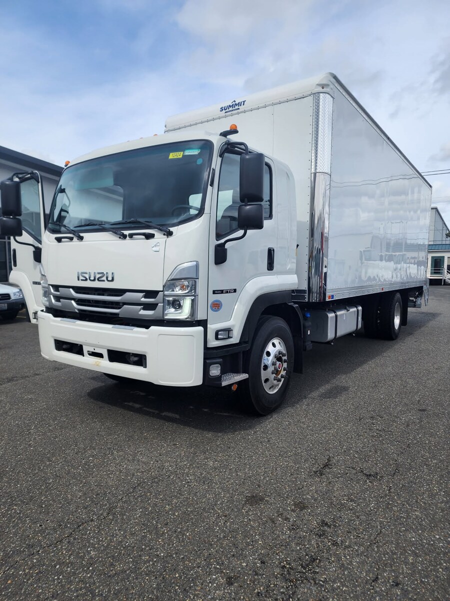 2025 Isuzu FTR in Seattle, WA — photo 3