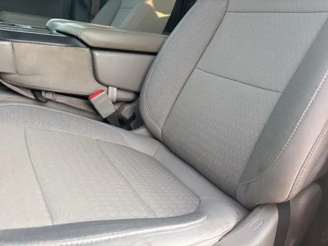 2021 Chevrolet Silverado 1500 LT photo 17