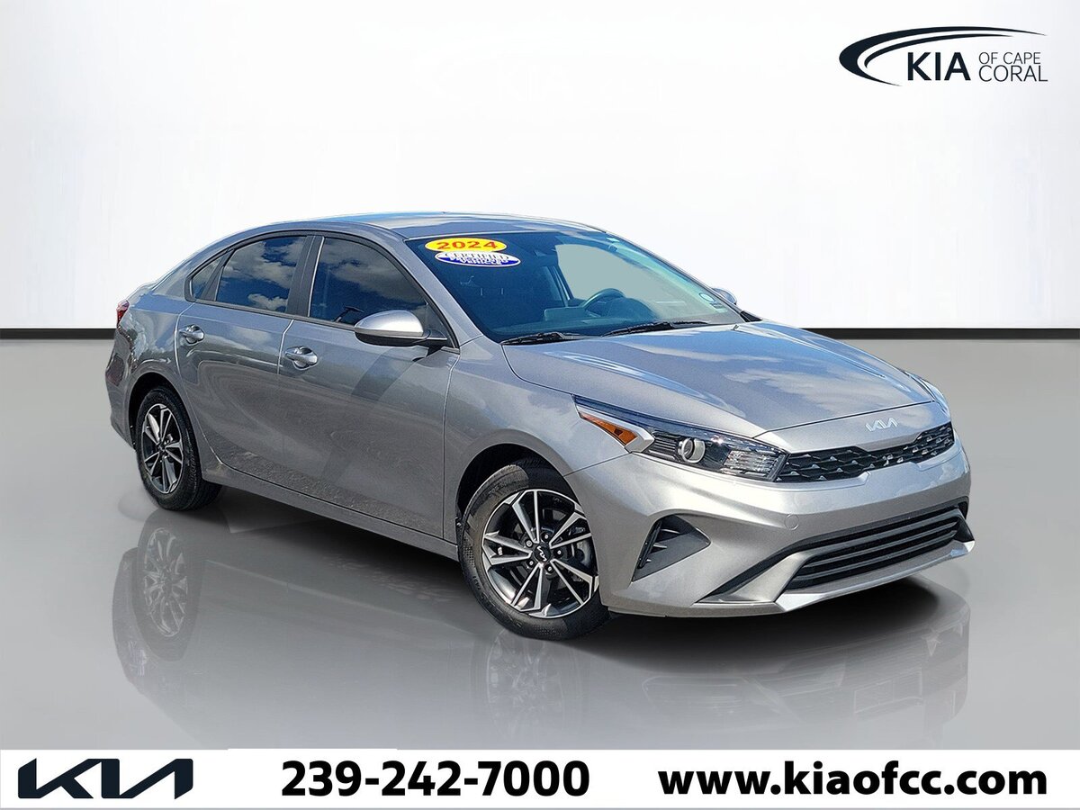 2024 Kia Forte LXS IVT