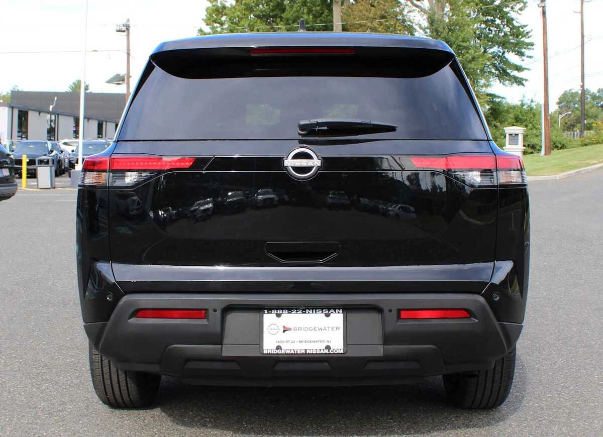 2023 Nissan Pathfinder S - Photo 6