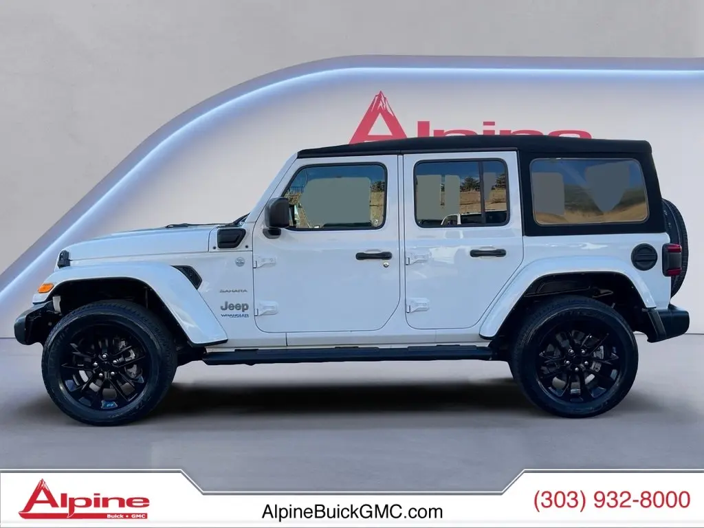 2022 Jeep Wrangler 4xe Unlimited Sahara photo 2