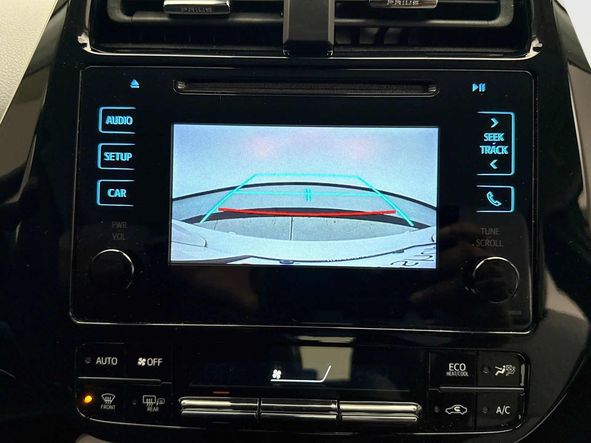 2017 Toyota Prius One Two photo 15